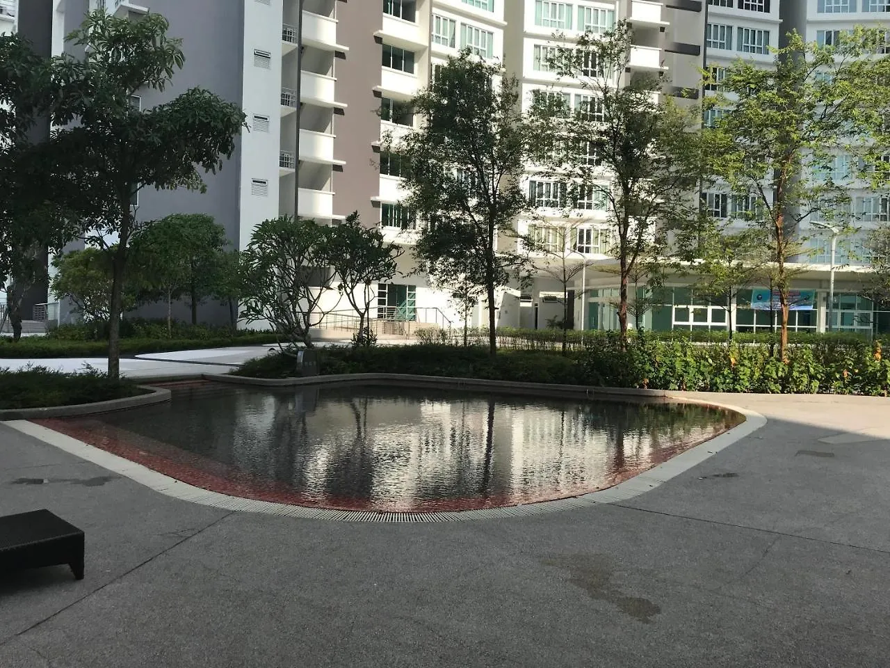 Tropez @Danga Bay Studio Apartment Johor Bahru 0*,  Malesia